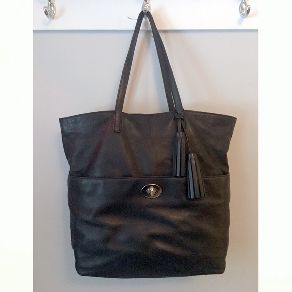 Coach Handbags - Black Leather Coach Bag